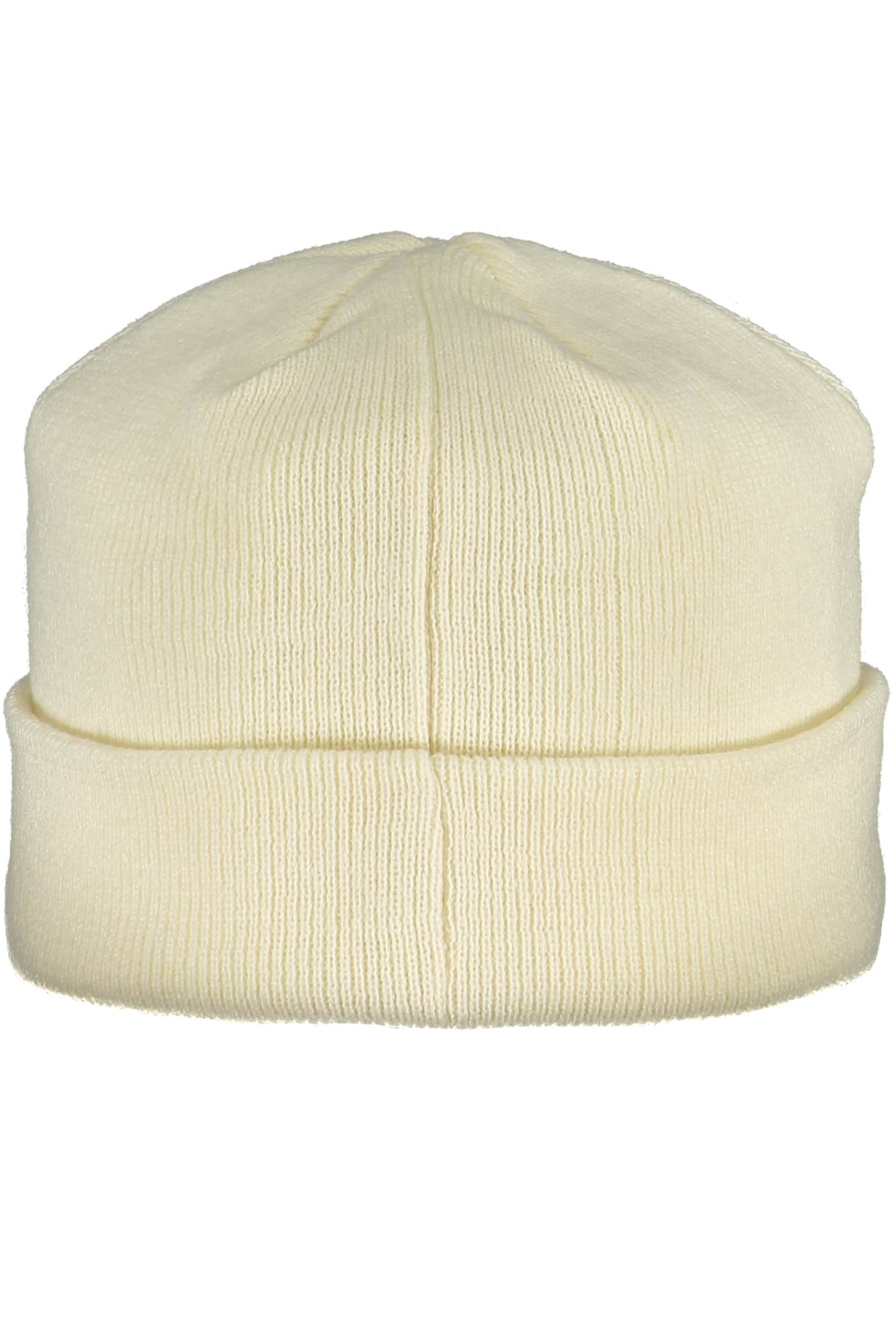 Fila blanco hombre sombrero