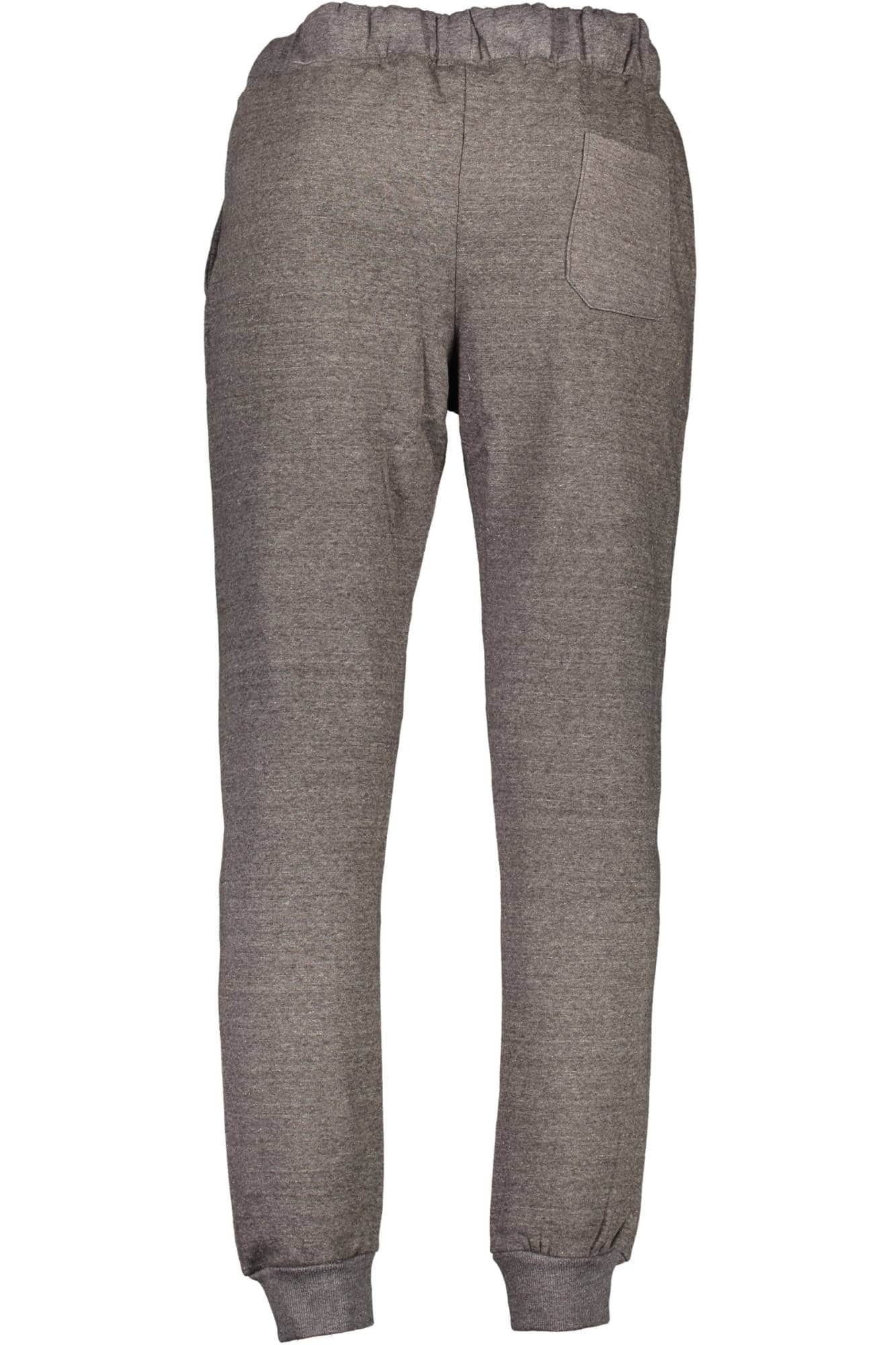 Gian Marco Venturi hombre pantalón gris