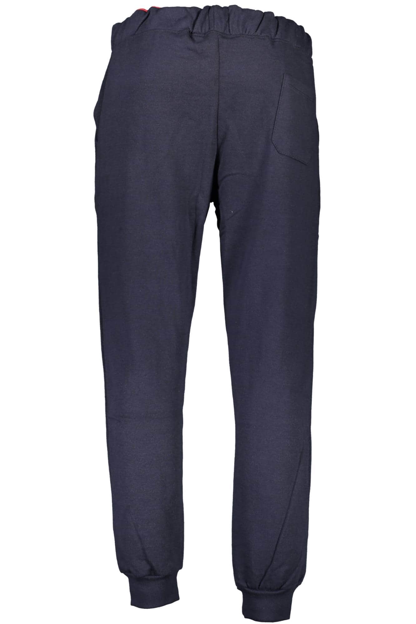 Gian Marco Venturi hombre azul pantalón