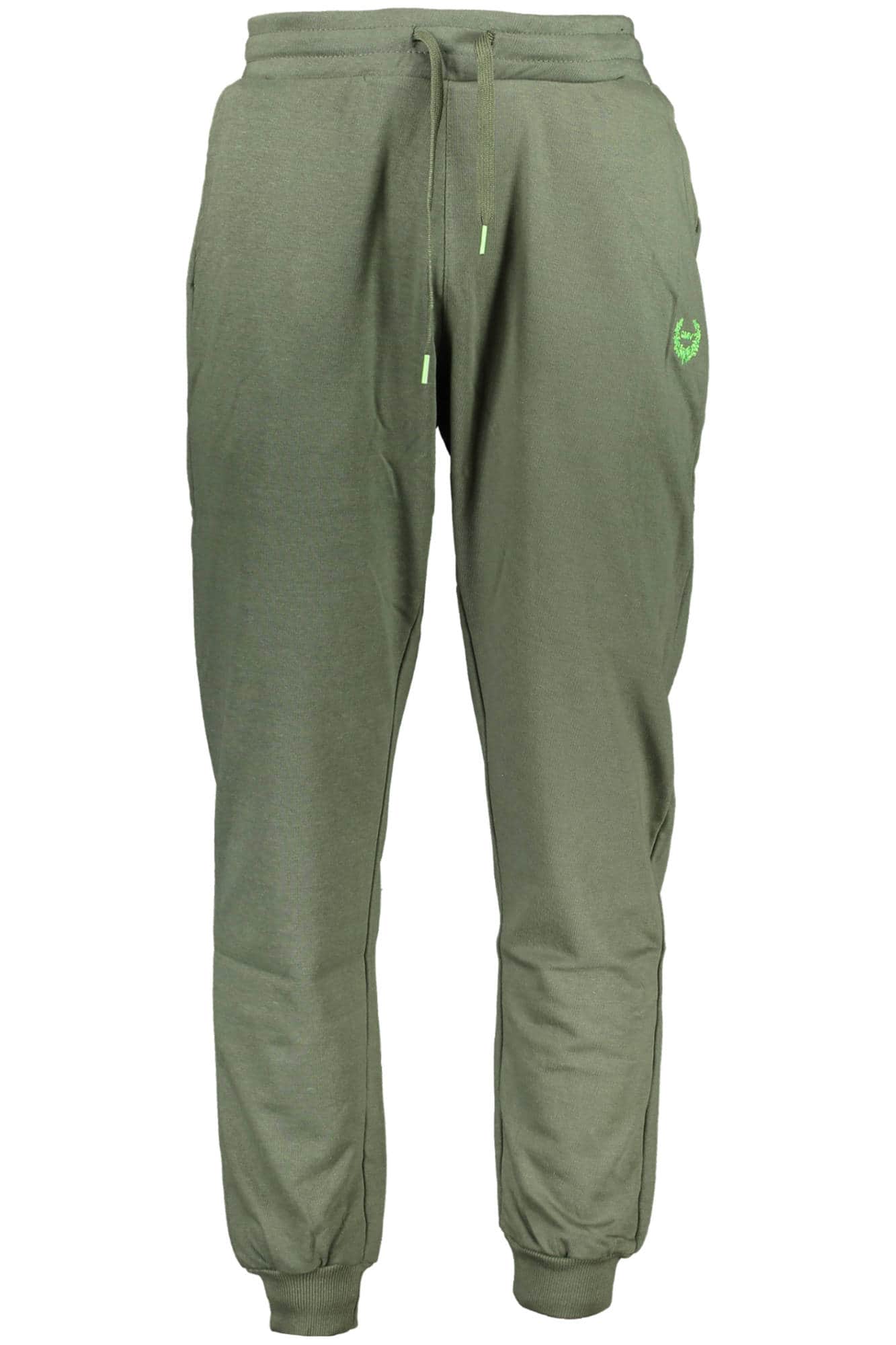 Gian Marco Venturi hombre verde pantalón