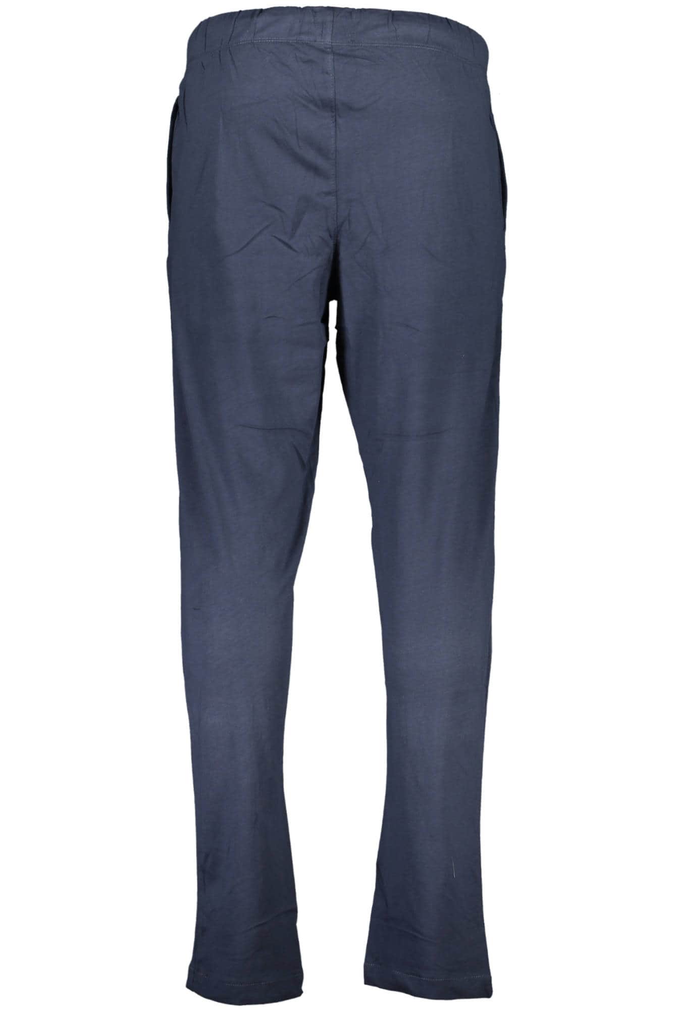 Gian Marco Venturi hombre azul pantalón